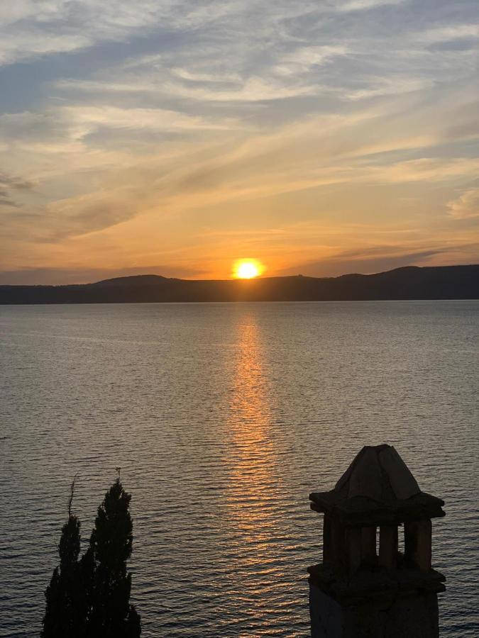 La Casa Sul Lago Anguillara Sabazia Exteriér fotografie